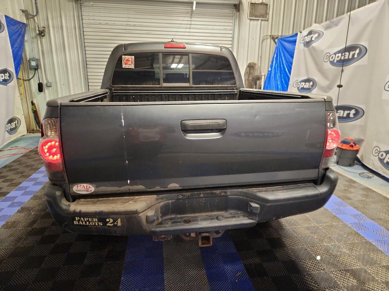 2011 Toyota Tacoma Double Cab - Image 6
