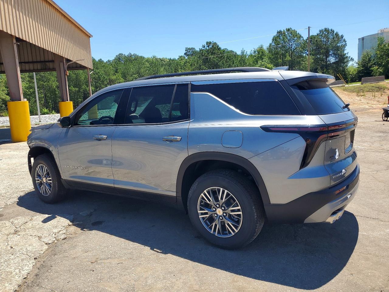 2026 Chevrolet Traverse Lt - Фото 2