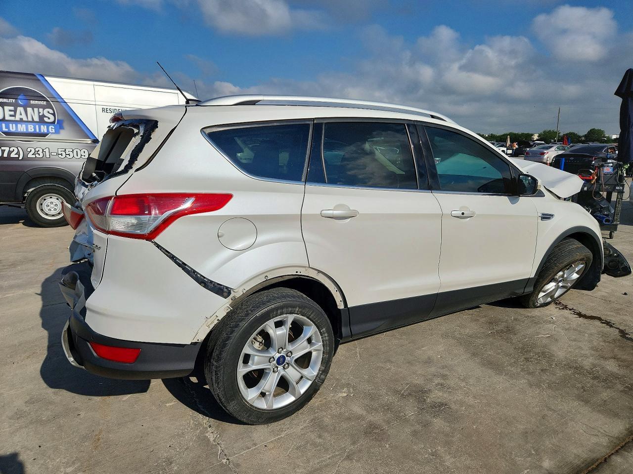 2015 Ford Escape Titanium - Image 3
