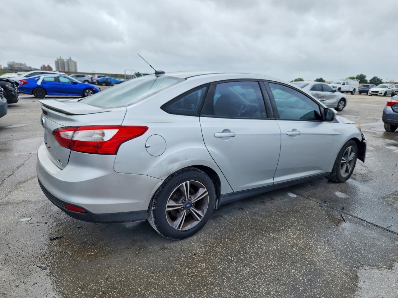 2014 Ford Focus Se - Image 3