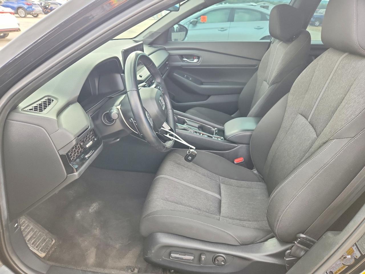 2023 Honda Accord Hybrid Sport - Image 7
