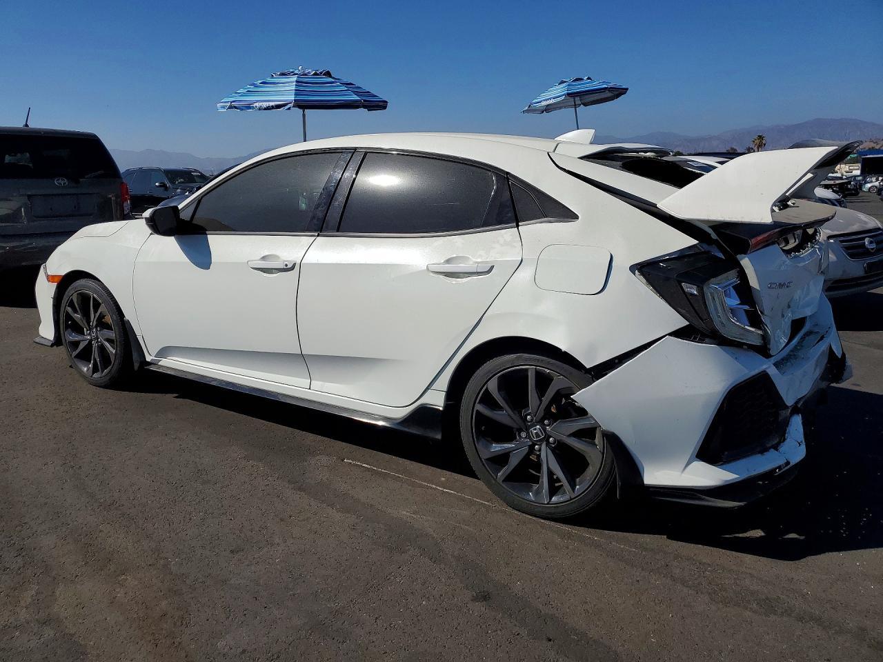 2019 Honda Civic Sport - Фото 2