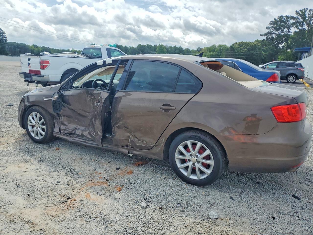 2012 Volkswagen Jetta Se - Фото 2