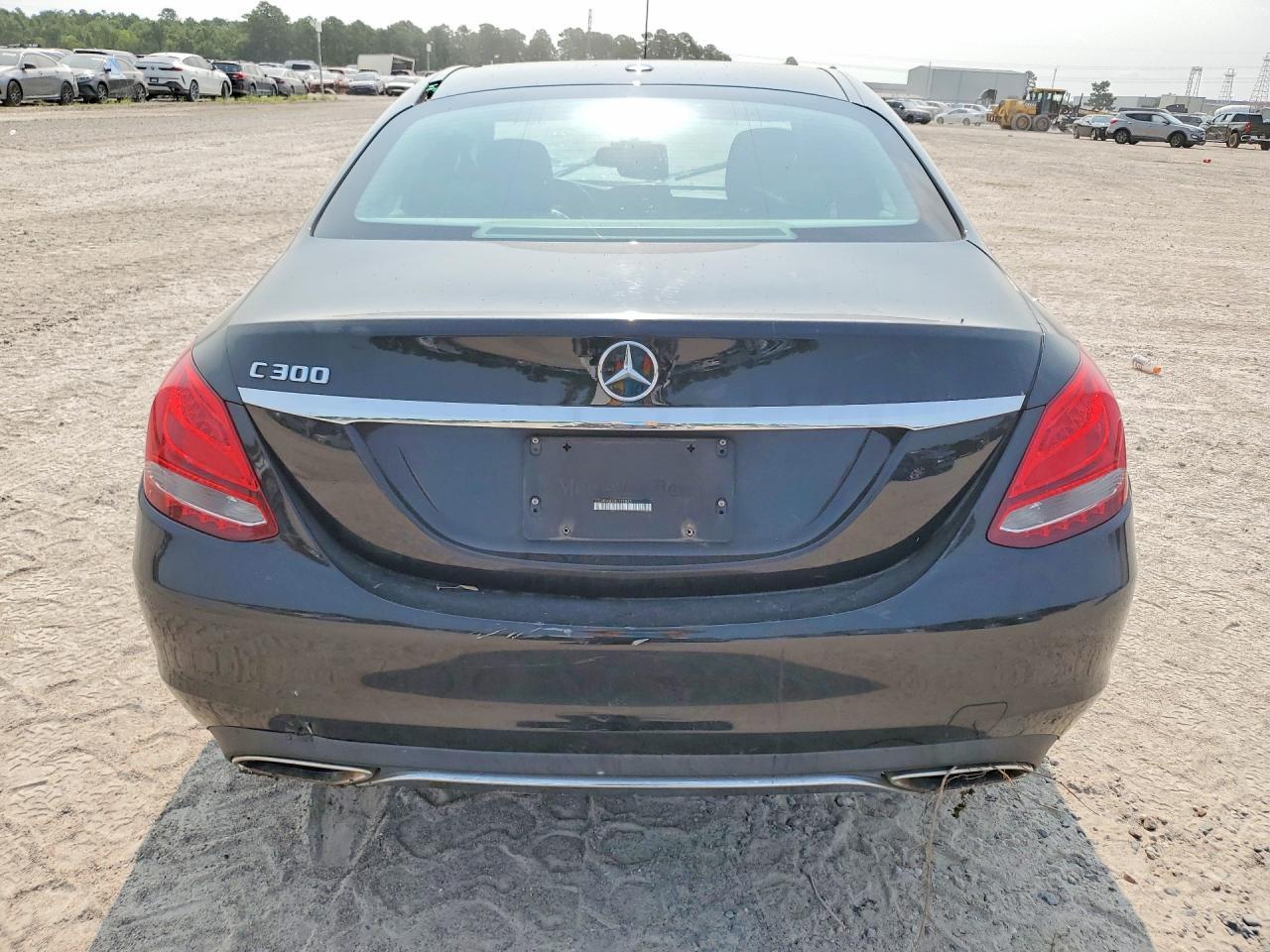 2017 Mercedes-Benz C 300 - Image 6