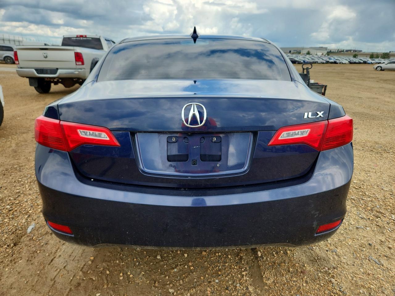 2013 Acura Ilx 20 Tech - Image 6