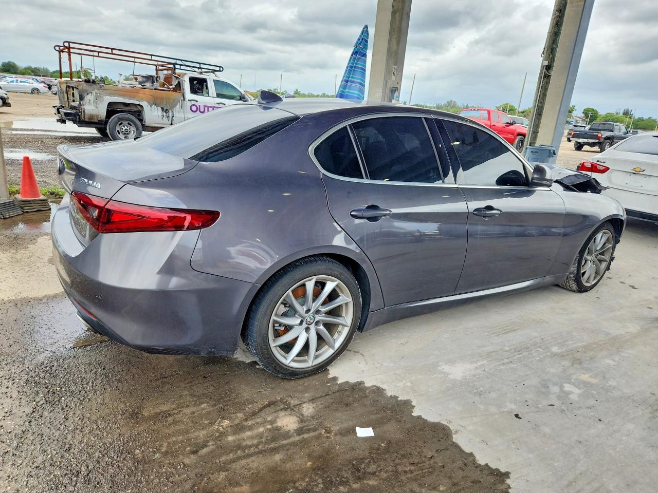 2019 Alfa Romeo Giulia - Фото 3