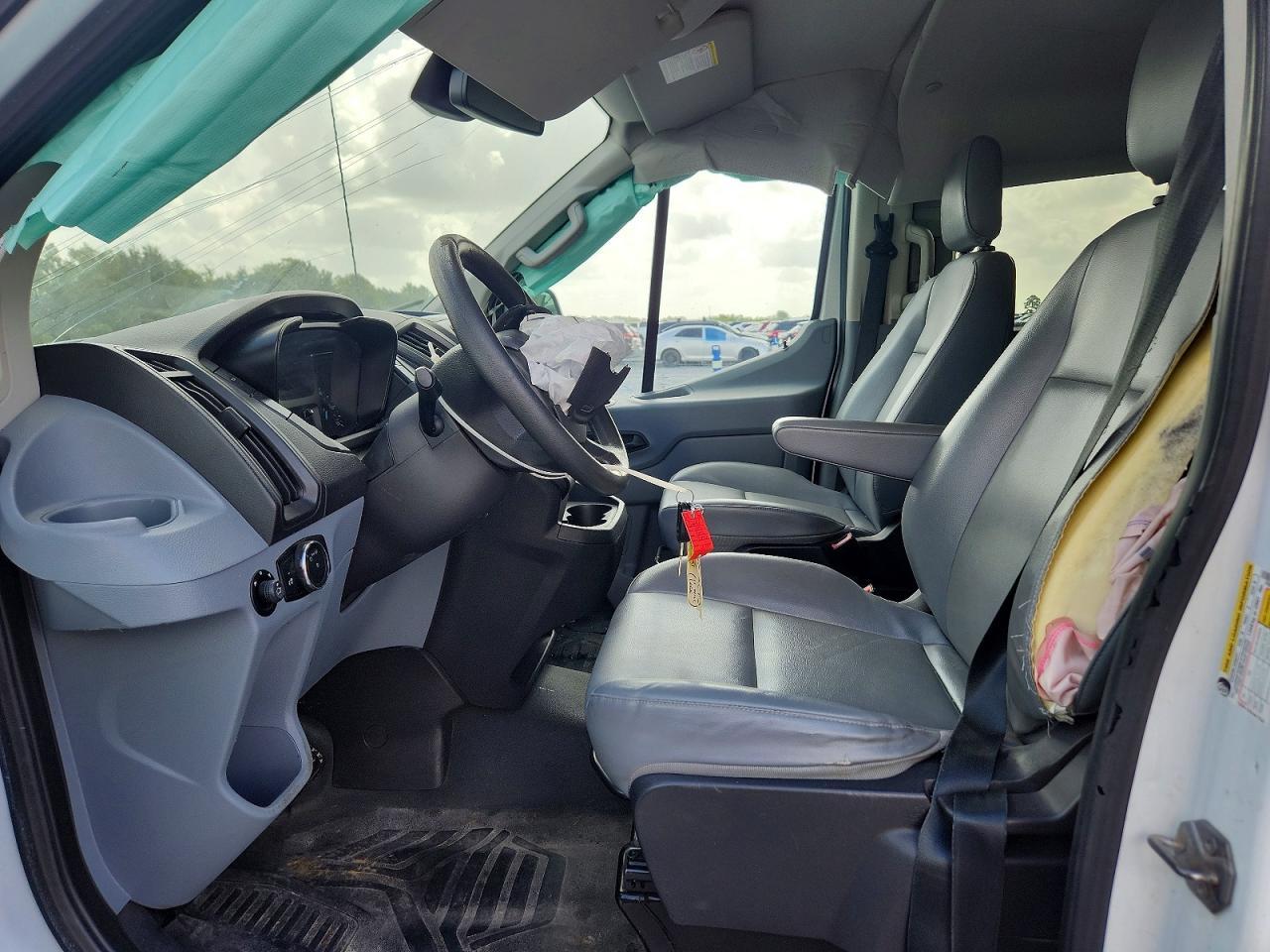 2016 Ford Transit T-150 - Фото 7