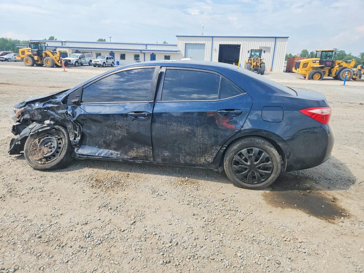2019 Toyota Corolla Le - Image 2