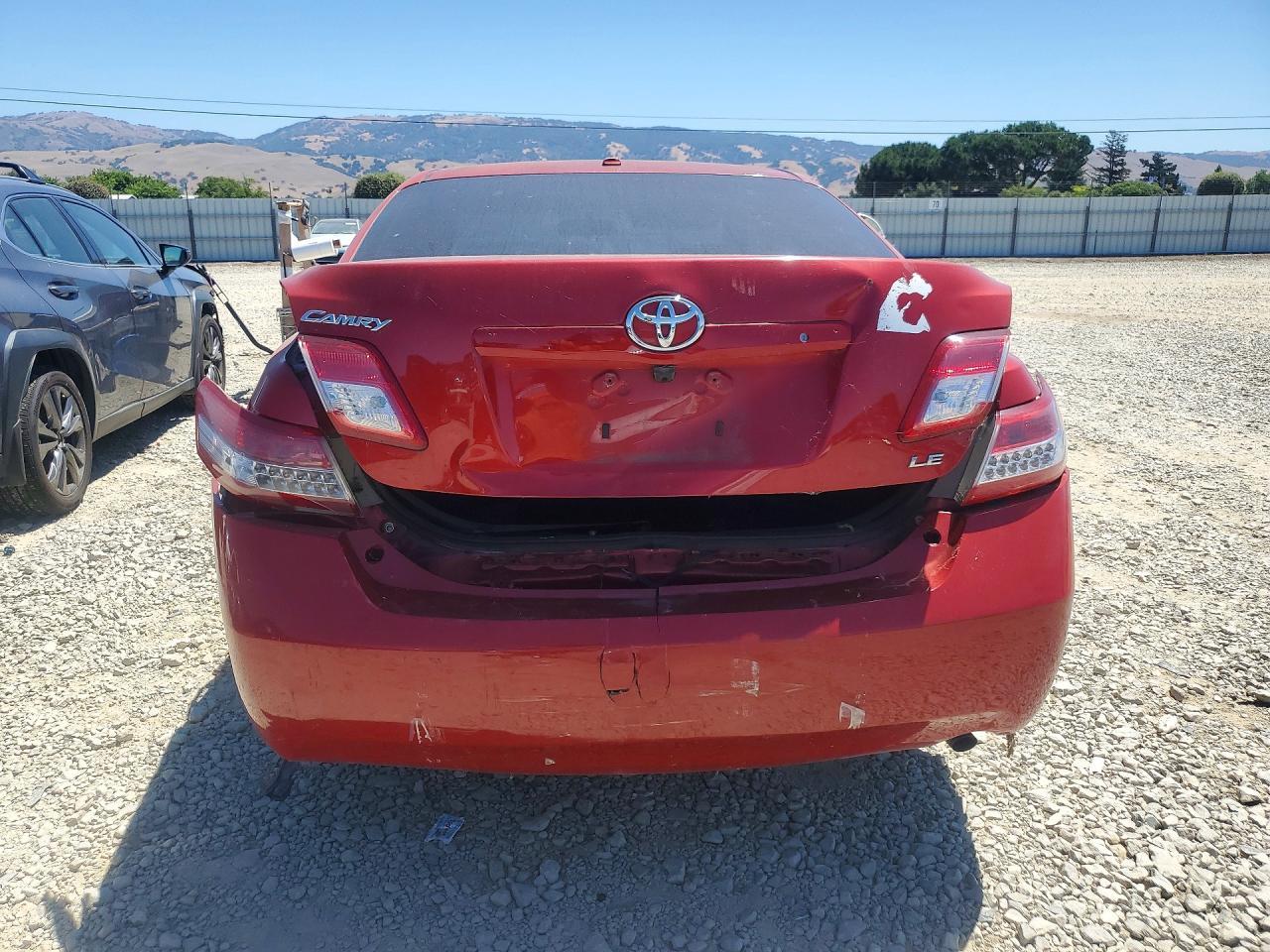 2010 Toyota Camry - Фото 6