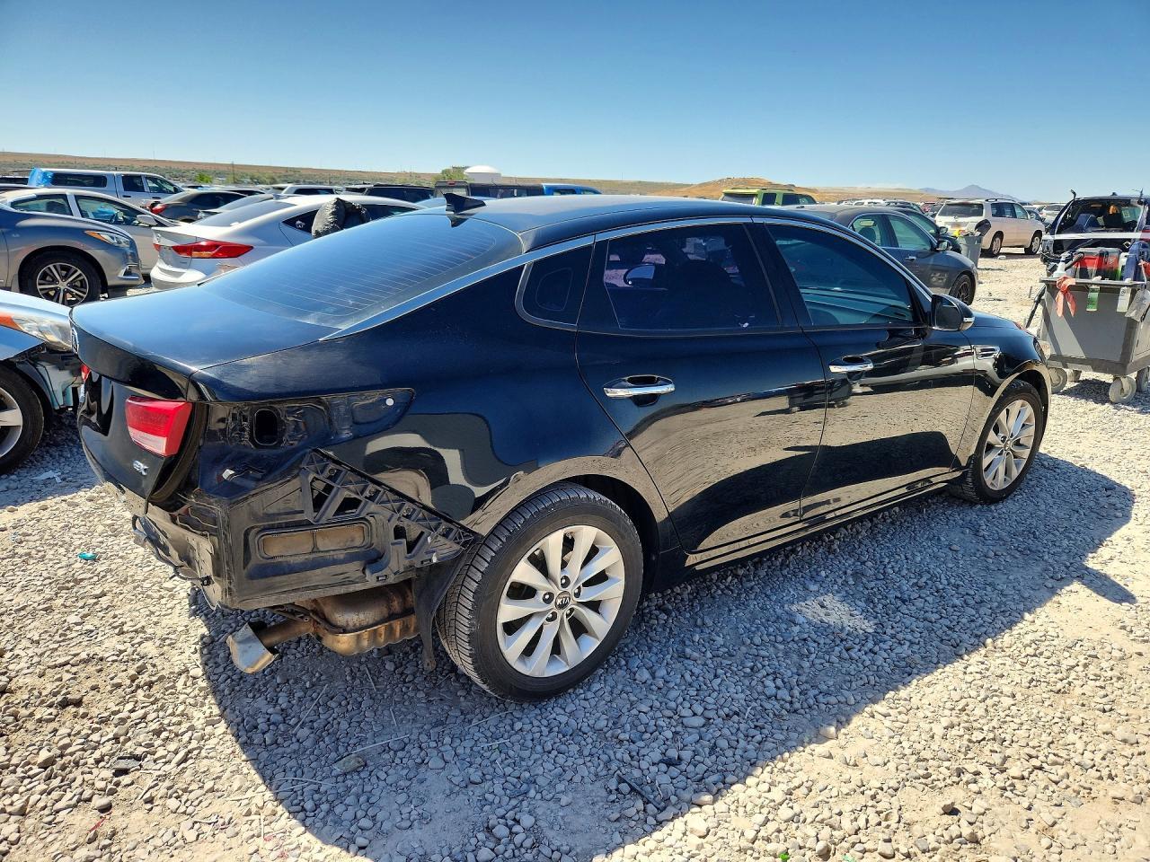 2017 Kia Optima Ex - Image 3