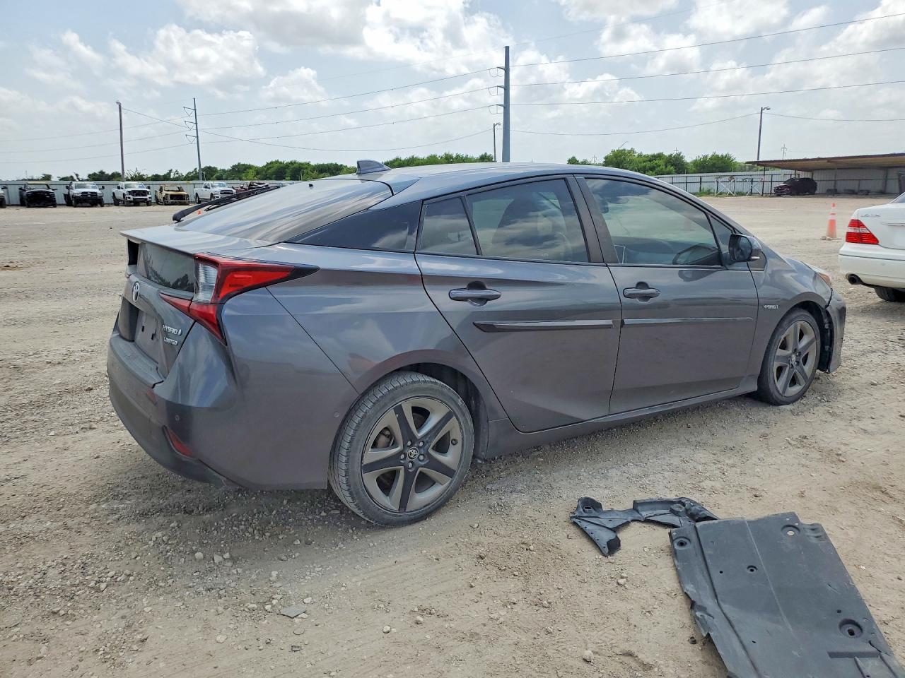 2021 Toyota Prius Limited - Фото 3