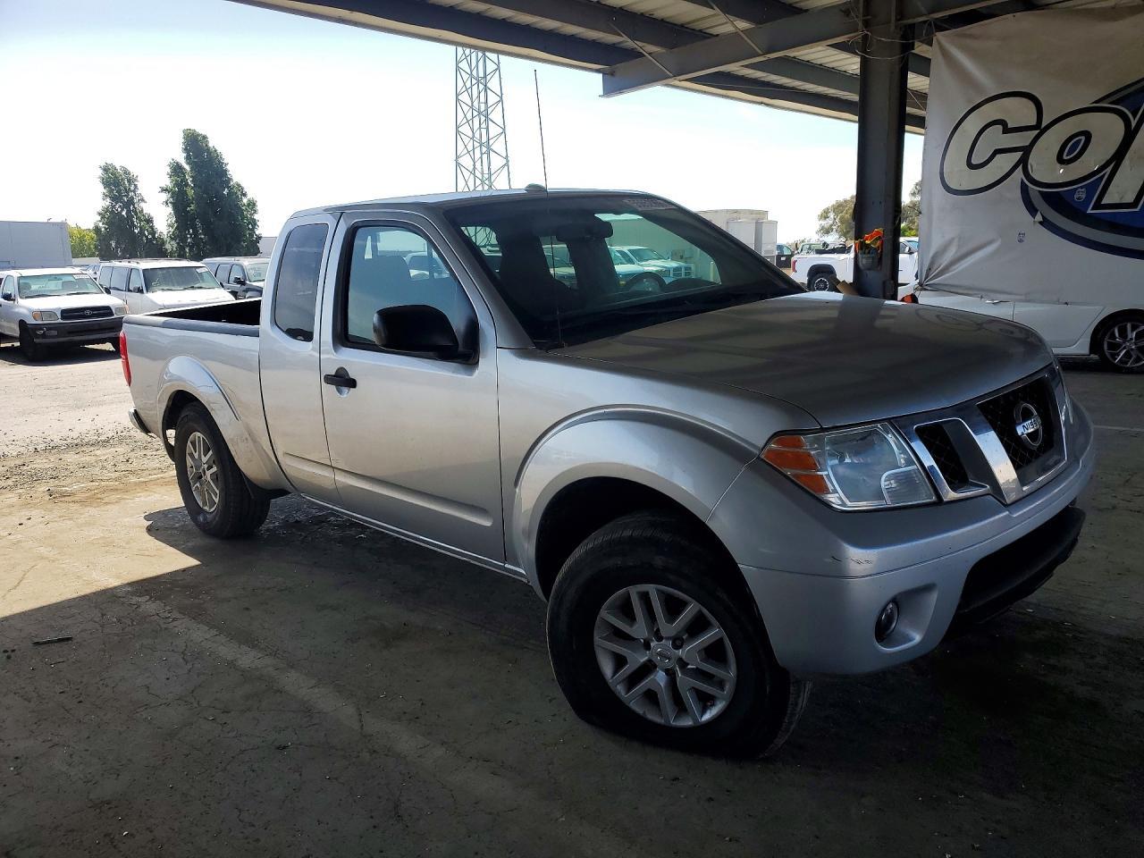 2017 Nissan Frontier Sv V6 - Фото 4