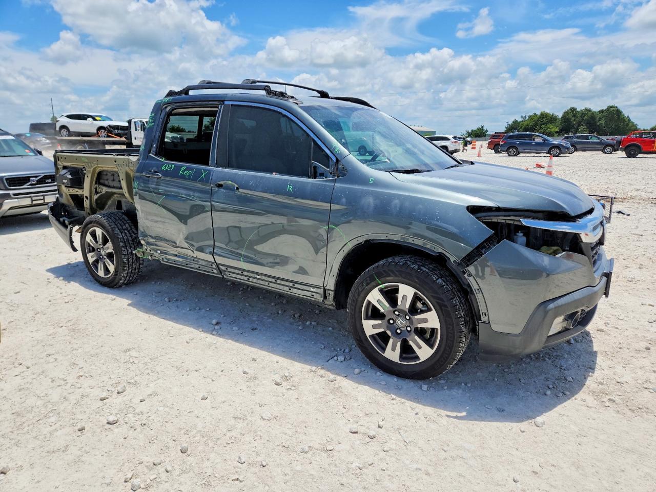 2019 Honda Ridgeline Rtl - Image 4