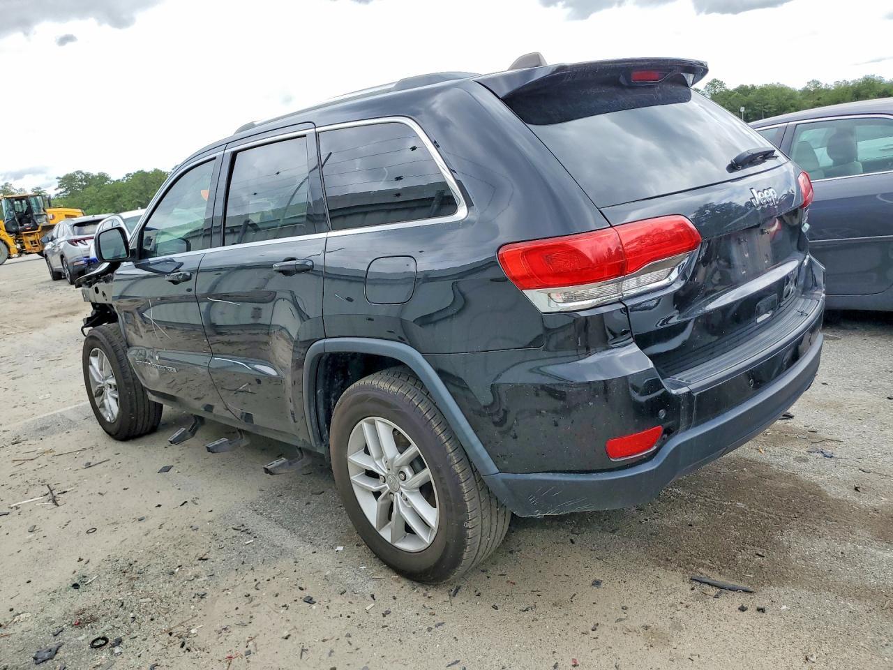 2018 Jeep Grand Cherokee Laredo - Фото 2