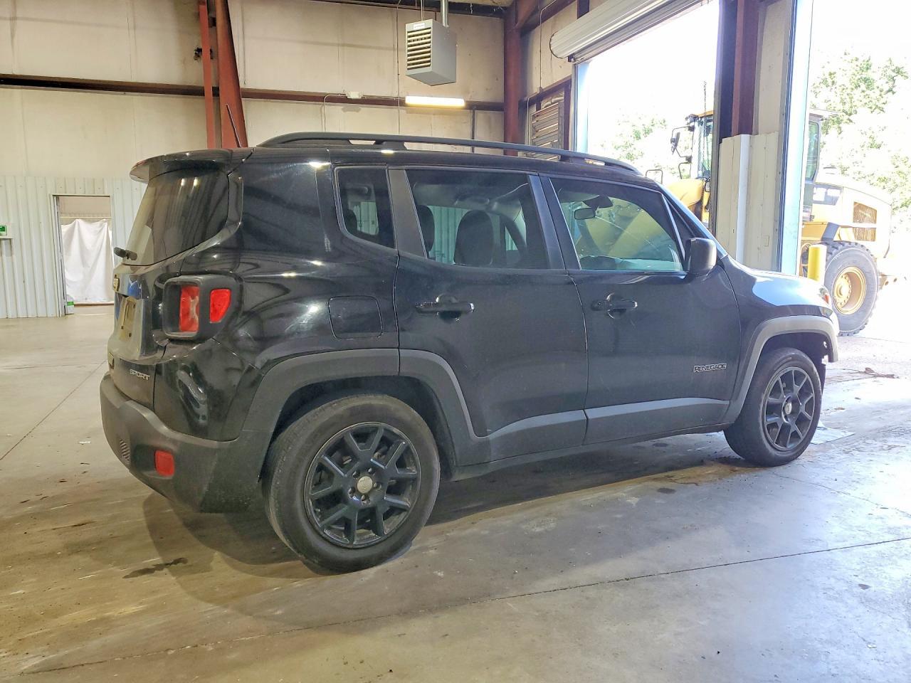 2020 Jeep Renegade Sport - Фото 3