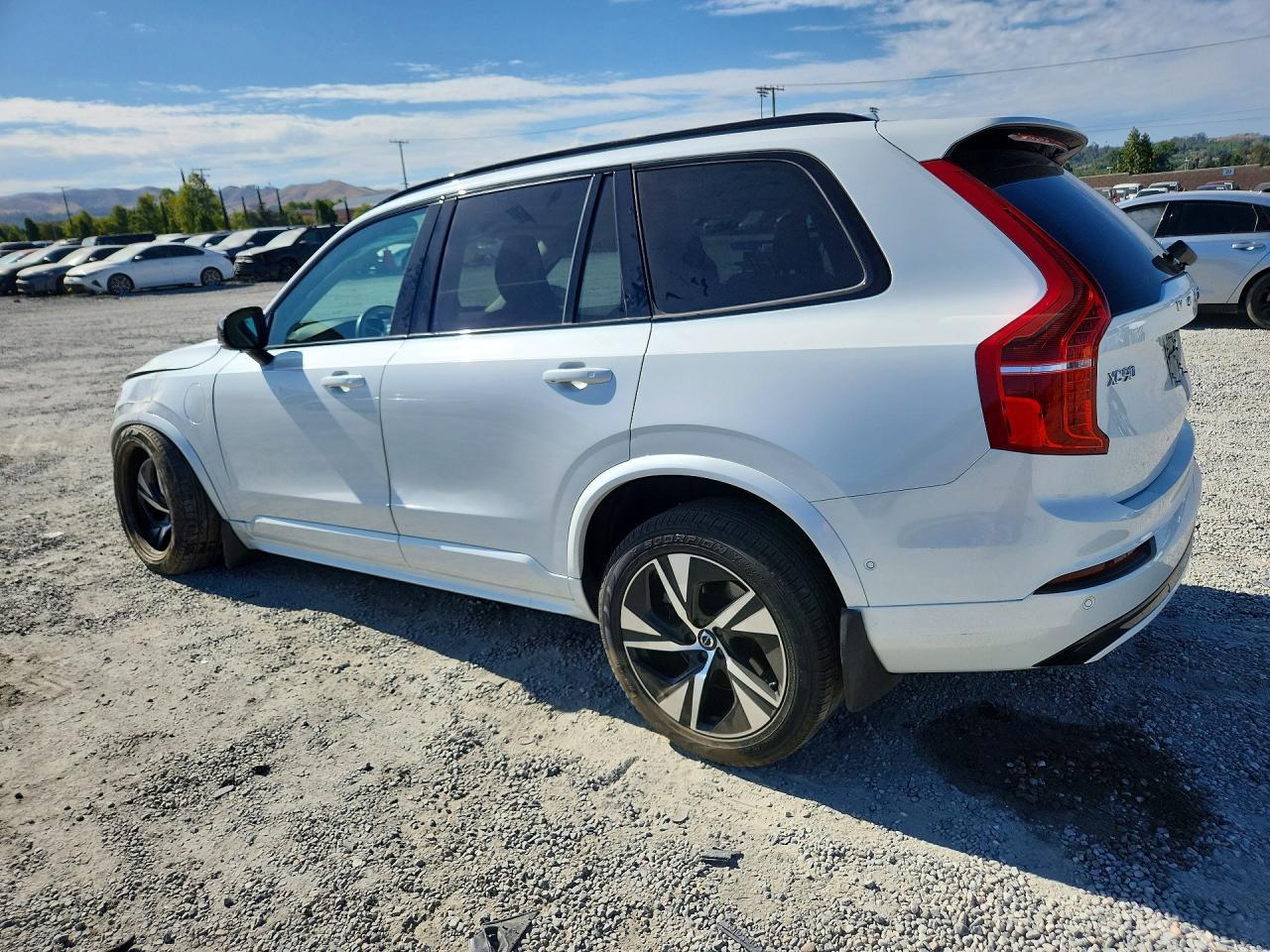 2023 Volvo Xc90 Plus - Фото 2