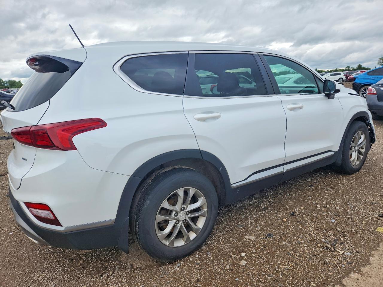 2020 Hyundai Santa Fe Se - Фото 3