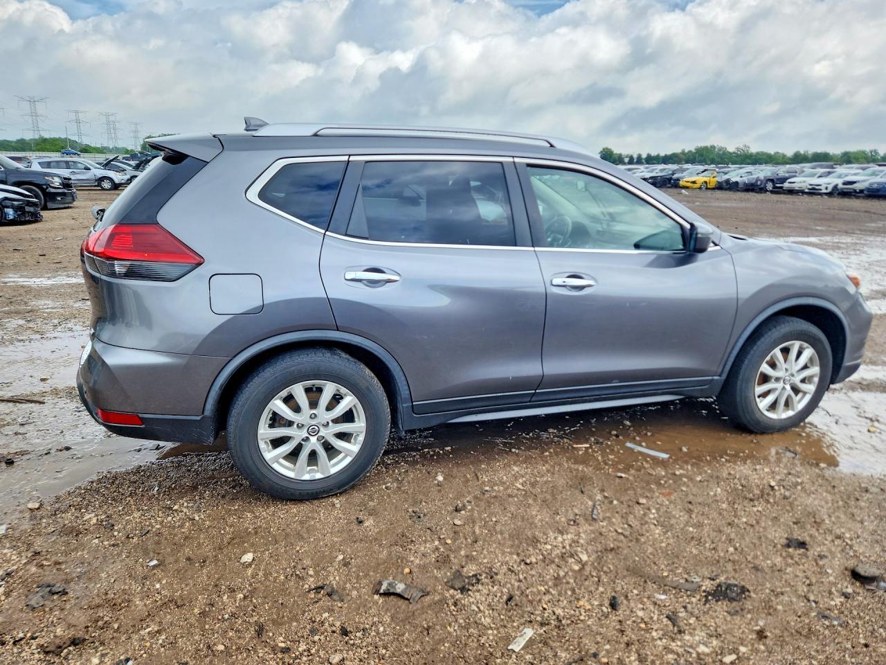 2020 Nissan Rogue Sv - Фото 3