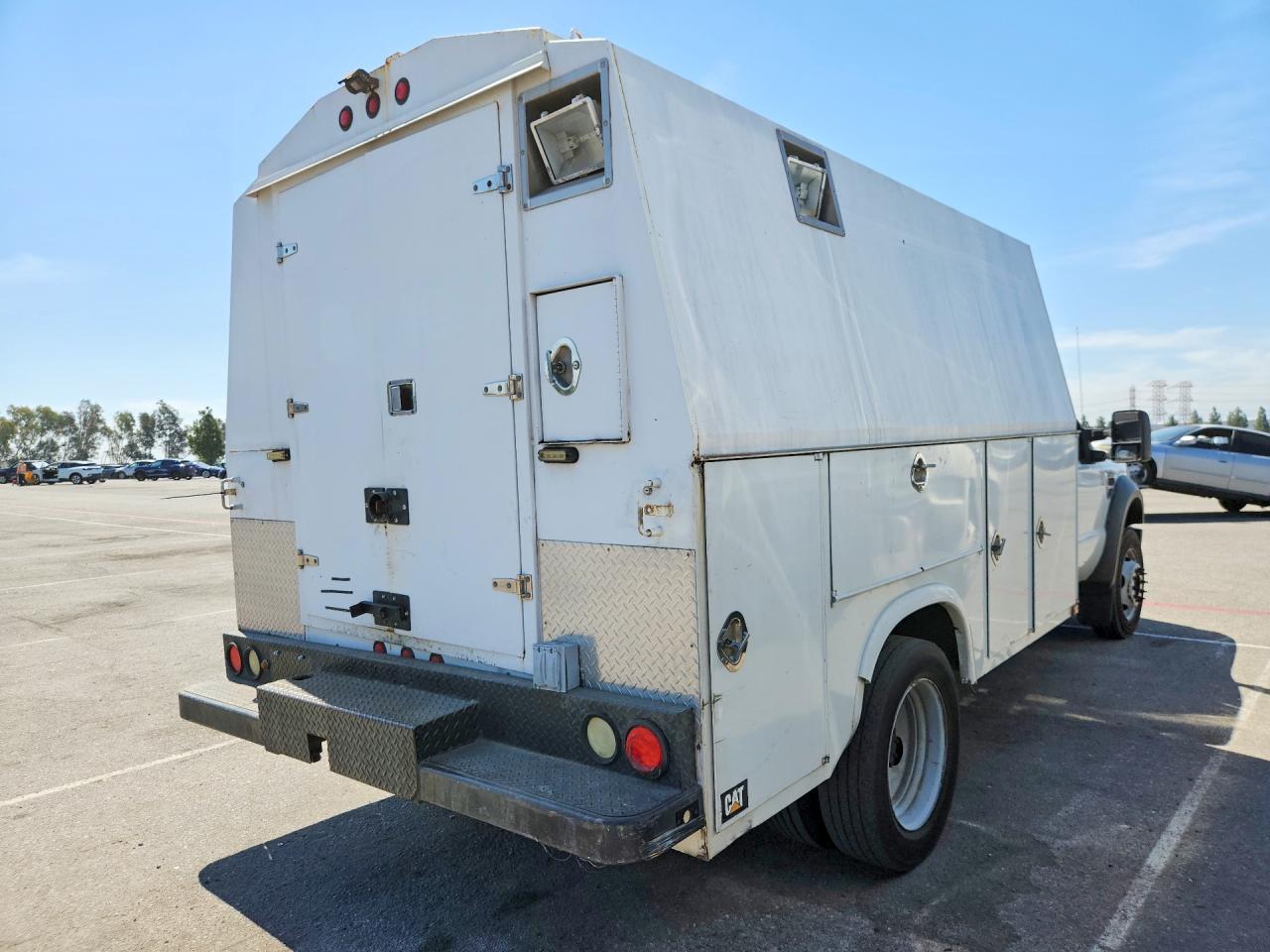 2008 Ford F550 Super Duty - Фото 3