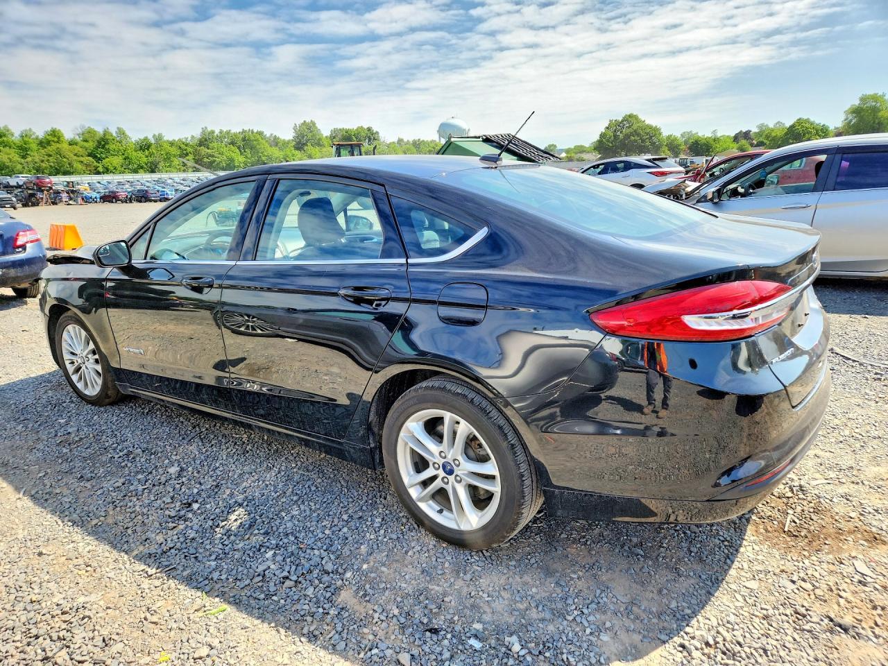 2018 Ford Fusion Se Hybrid - Фото 2