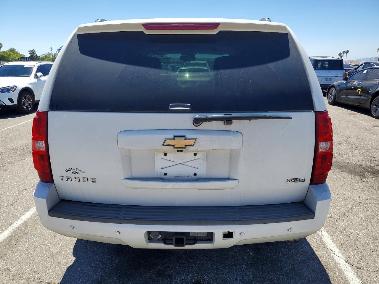 2007 Chevrolet Tahoe C1500 - Image 6