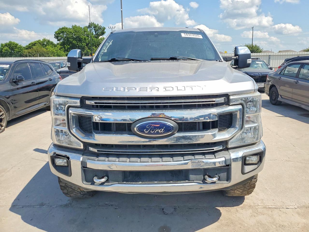 2021 Ford F250 Super Duty - Image 5