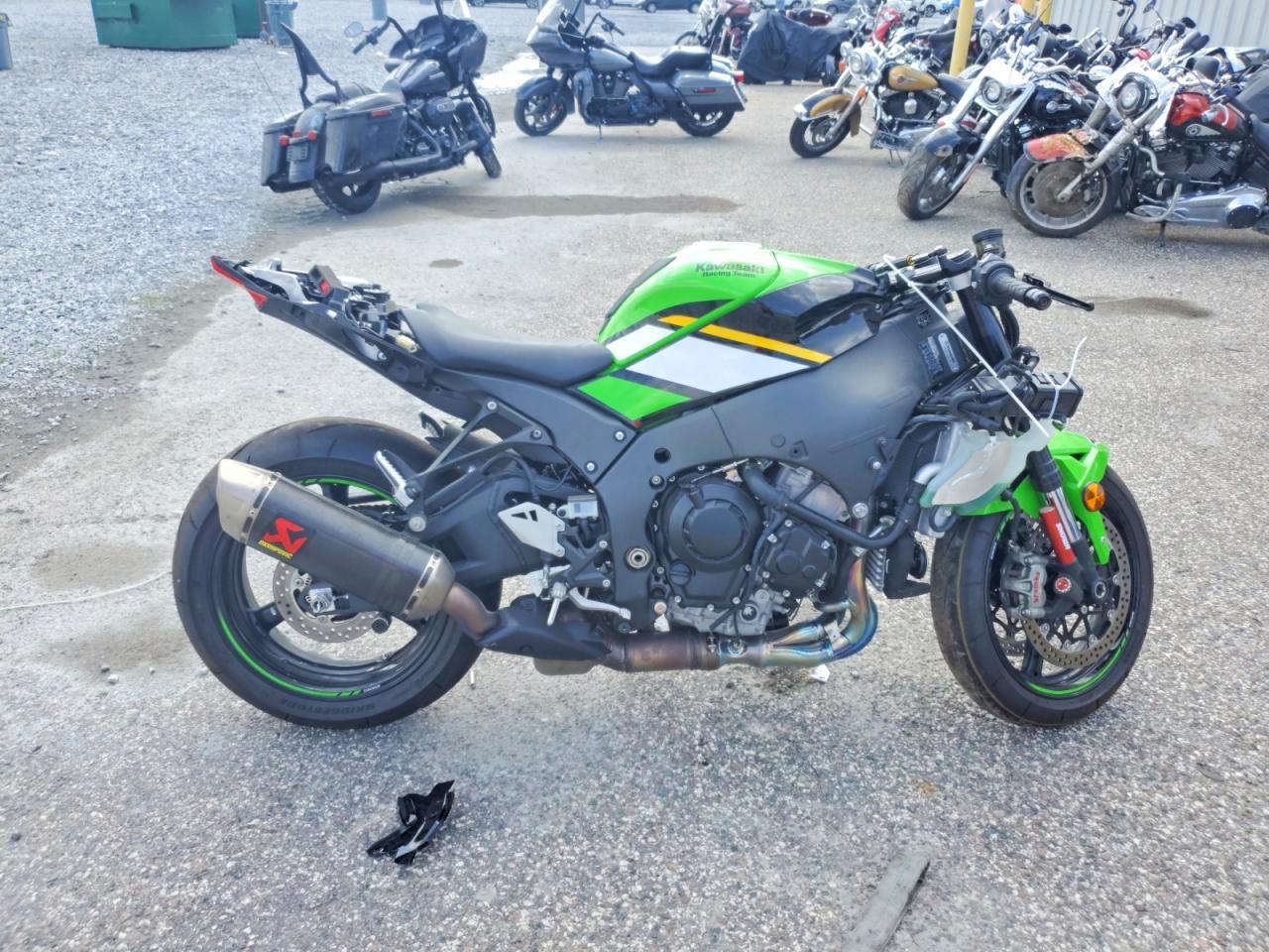 2025 Kawasaki Zx1002 M