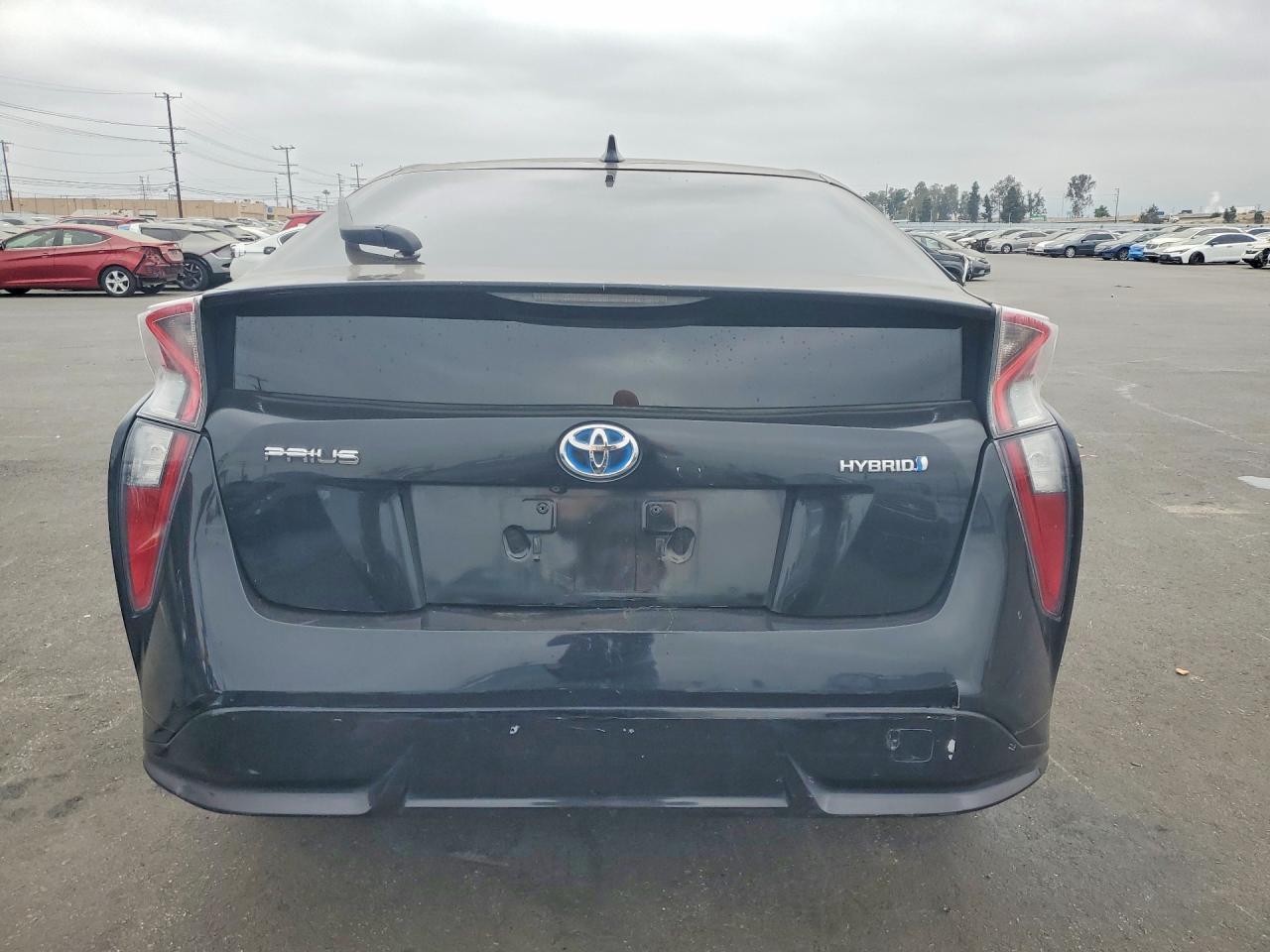 2016 Toyt Prius - Image 6