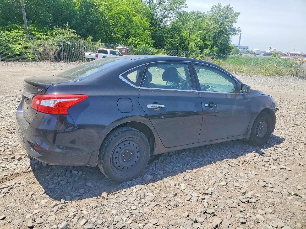 2017 Nissan Sentra Sv - Фото 3
