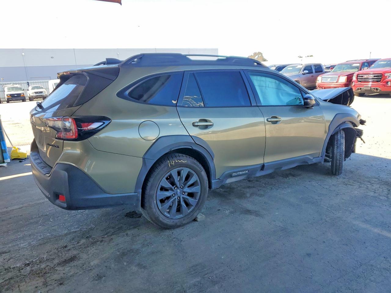 2023 Subaru Outback Onyx Edition - Фото 3
