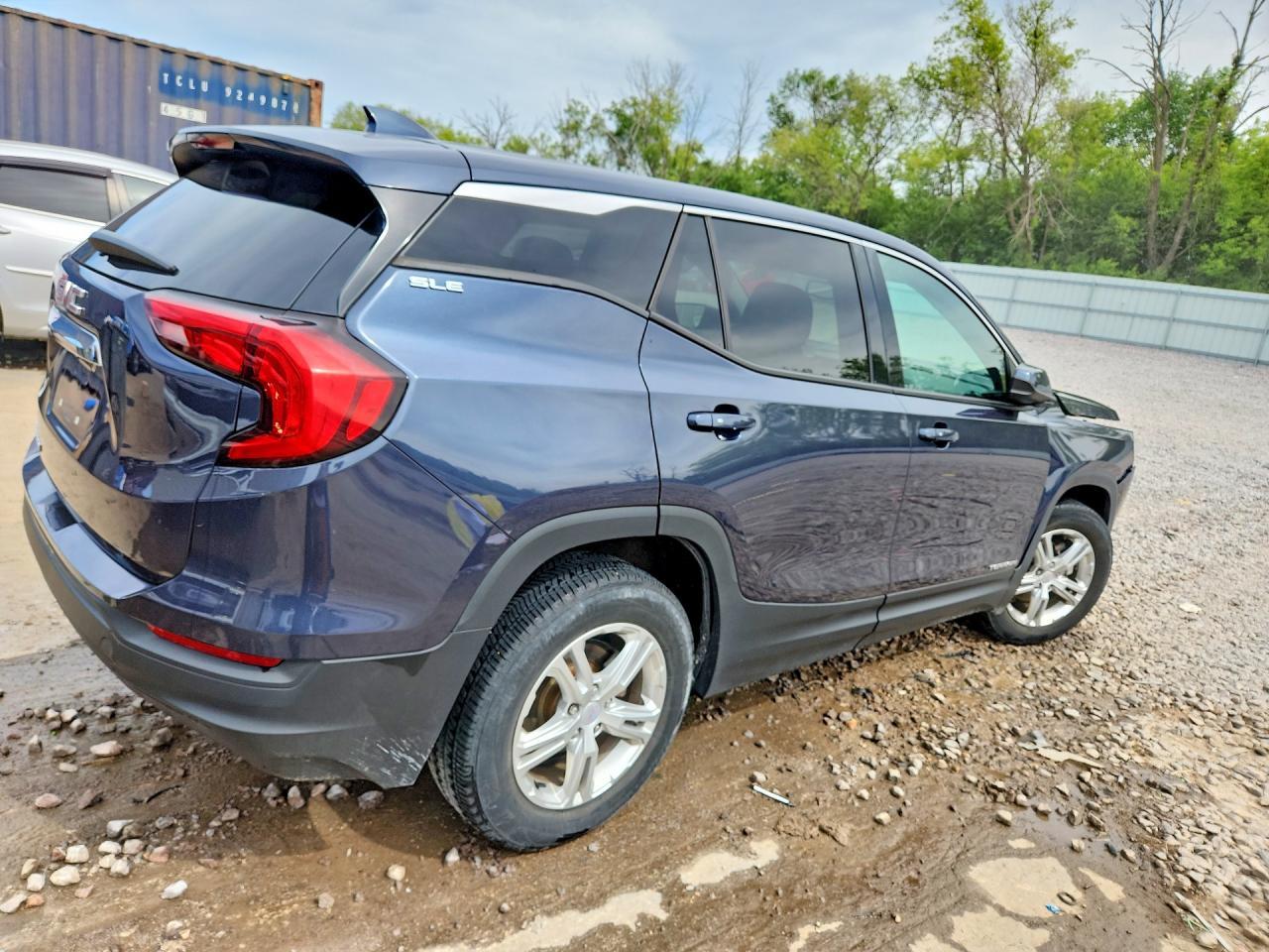 2018 GMC Terrain Sle - Image 3