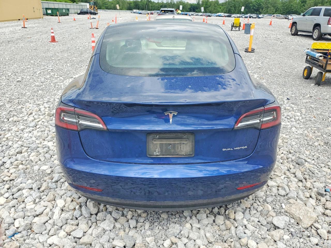2021 Tesla Model 3 - Фото 6
