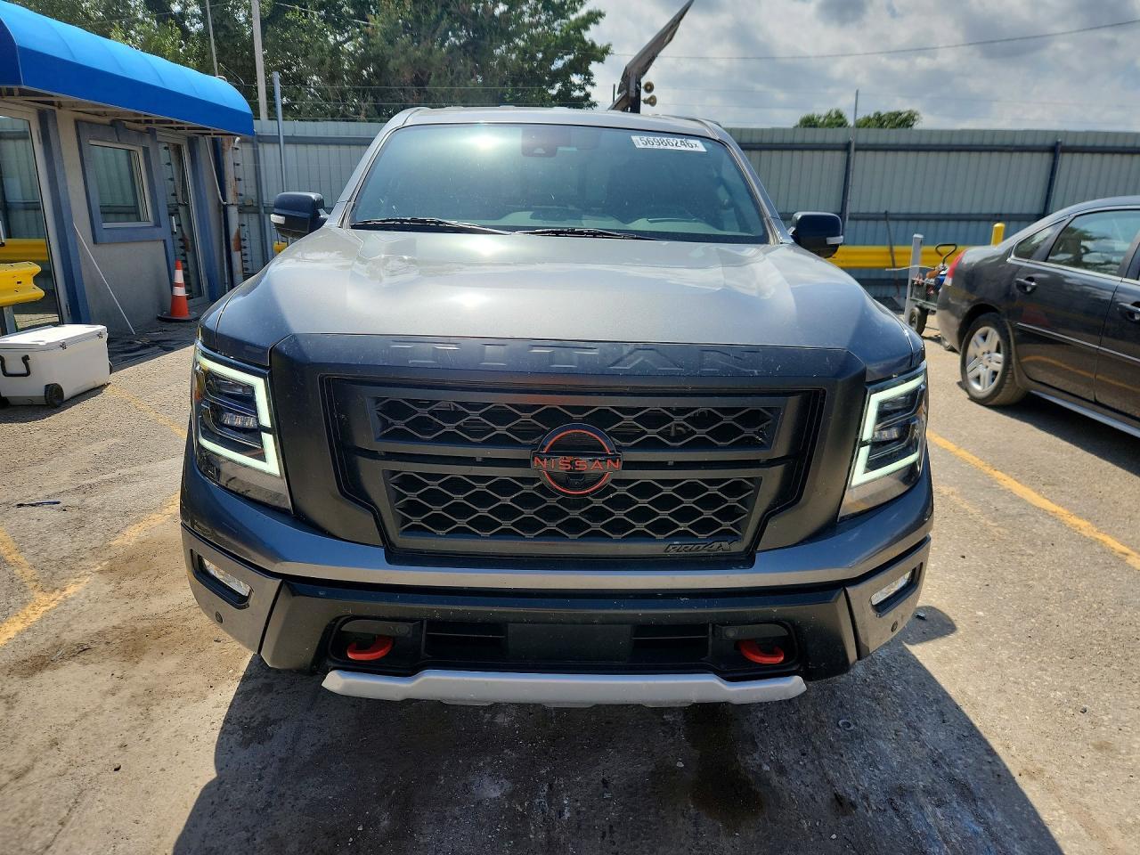 2024 Nissan Titan Pro-4X - Image 5