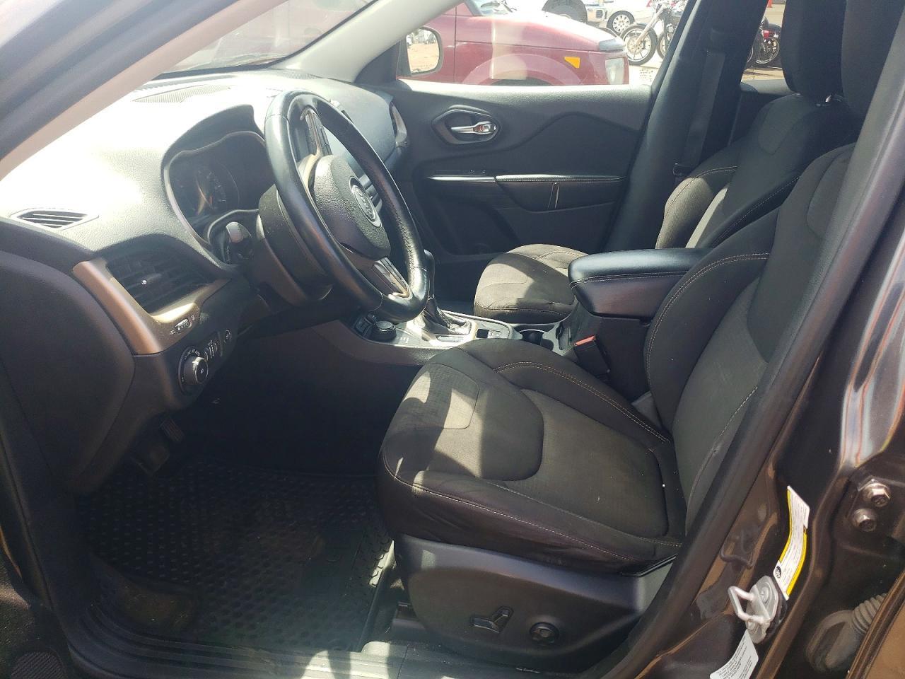 2015 Jeep Cherokee Latitude - Фото 7