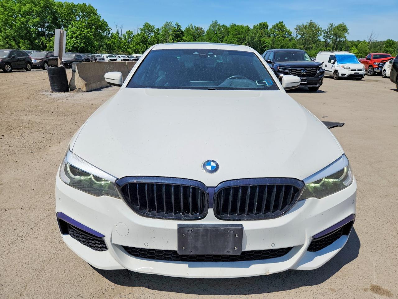 2020 BMW 540 Xi - Фото 5
