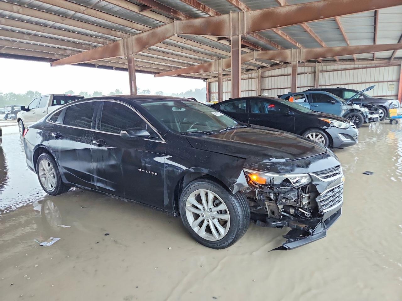 2017 Chevrolet Malibu Lt - Image 4