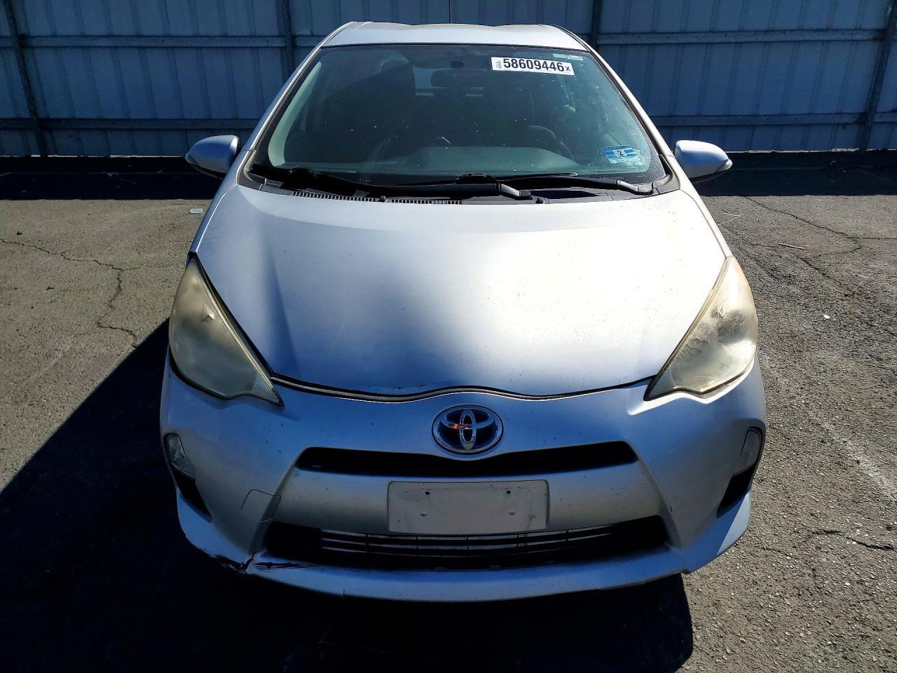 2012 Toyota Prius C Three - Фото 5
