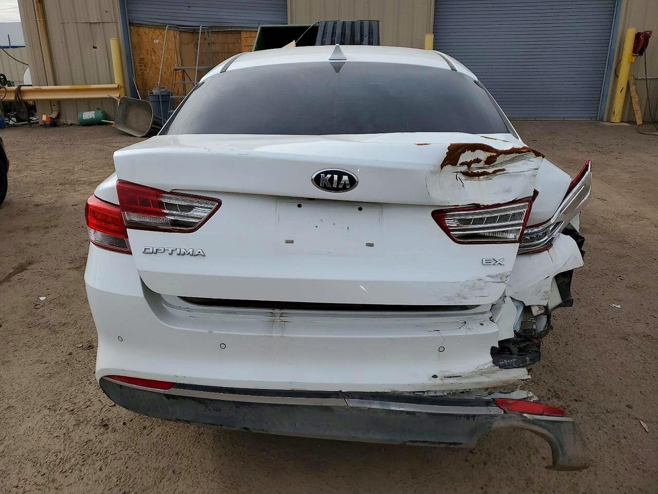 2018 Kia Optima Ex - Image 6