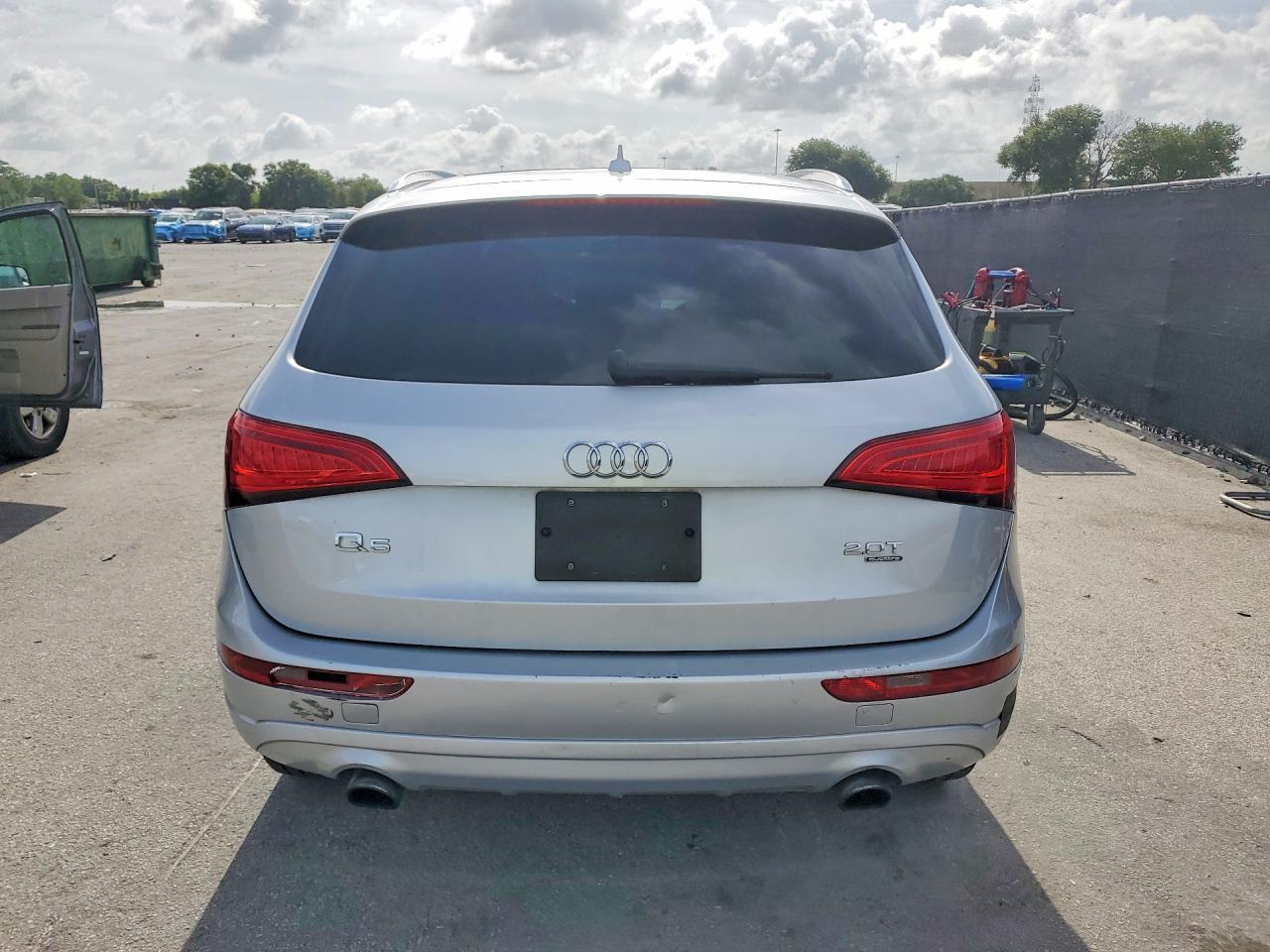 2013 Audi Q5 Premium Plus - Image 6