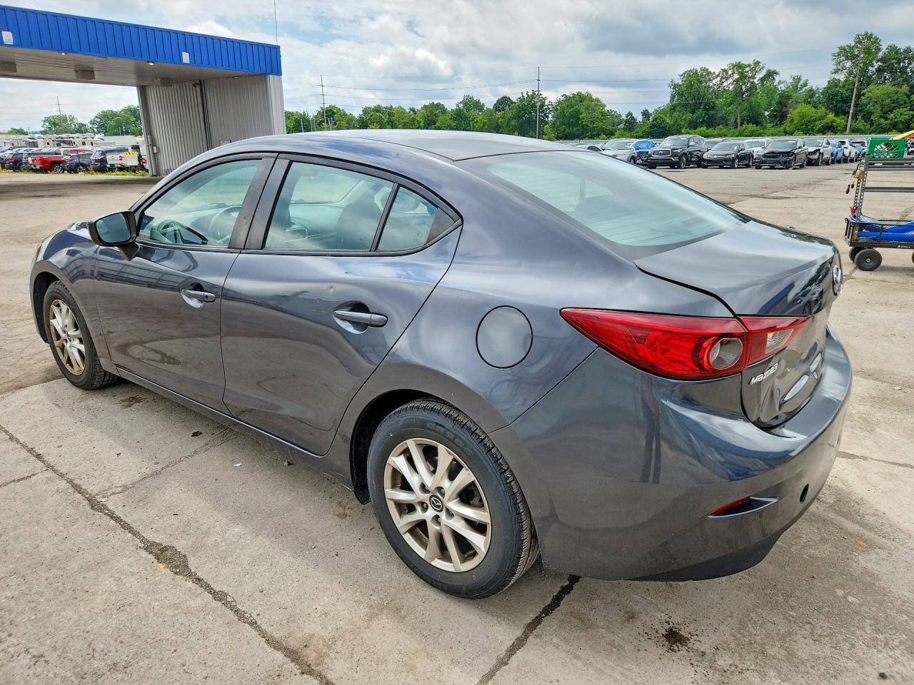 2015 Mazda 3 Sport - Фото 2