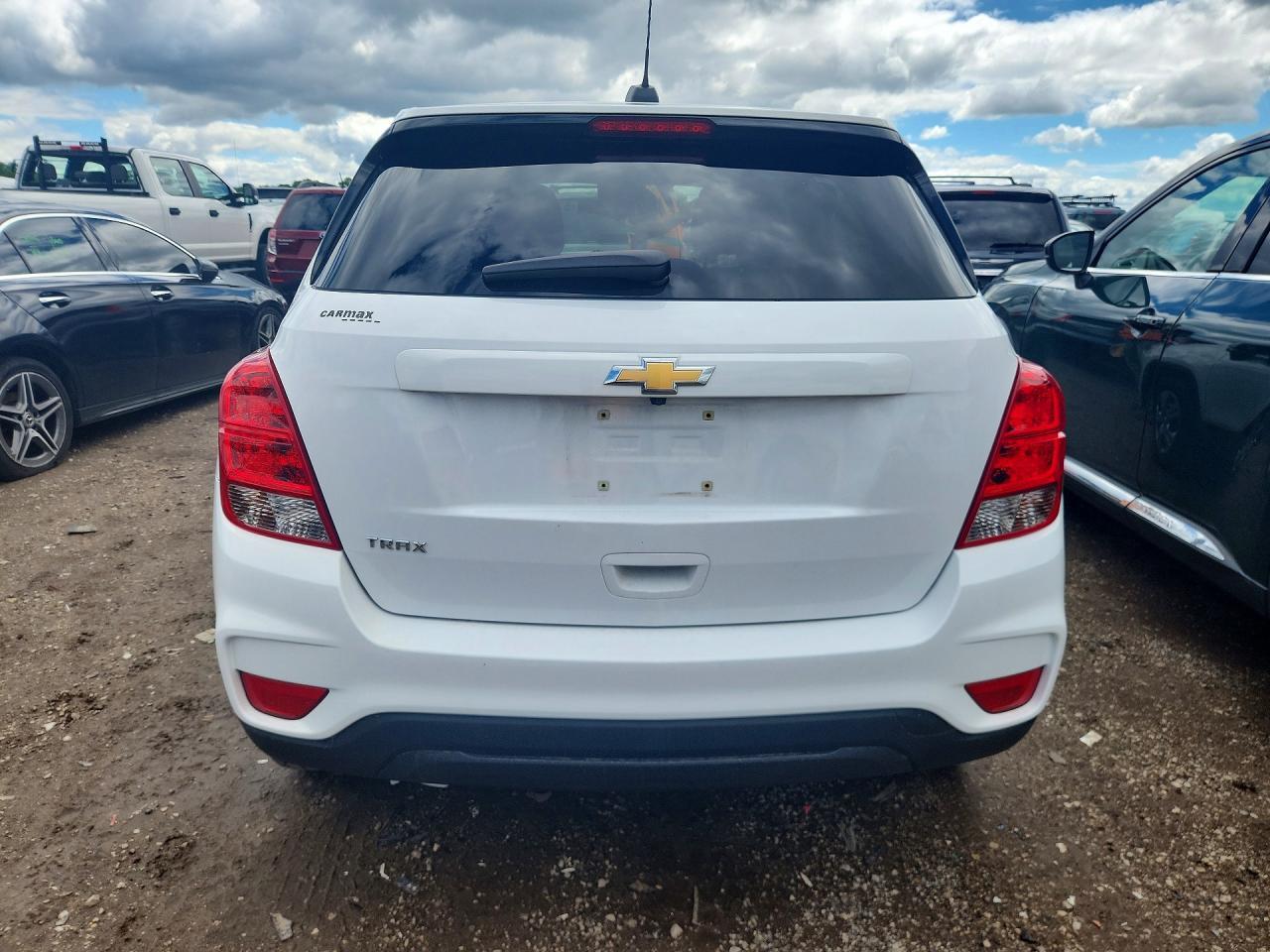 2019 Chevrolet Trax Ls - Image 6