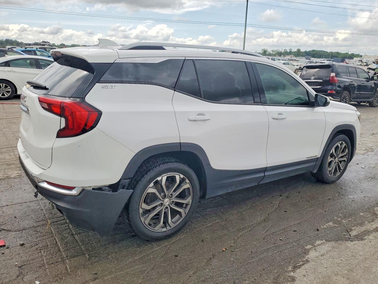 2020 GMC Terrain Slt - Фото 3