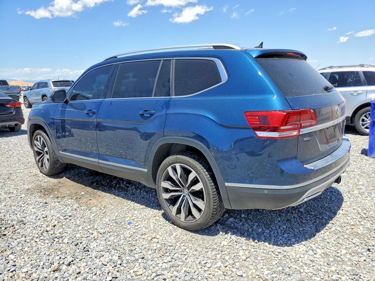 2019 Volkswagen Atlas Sel Premium - Фото 2