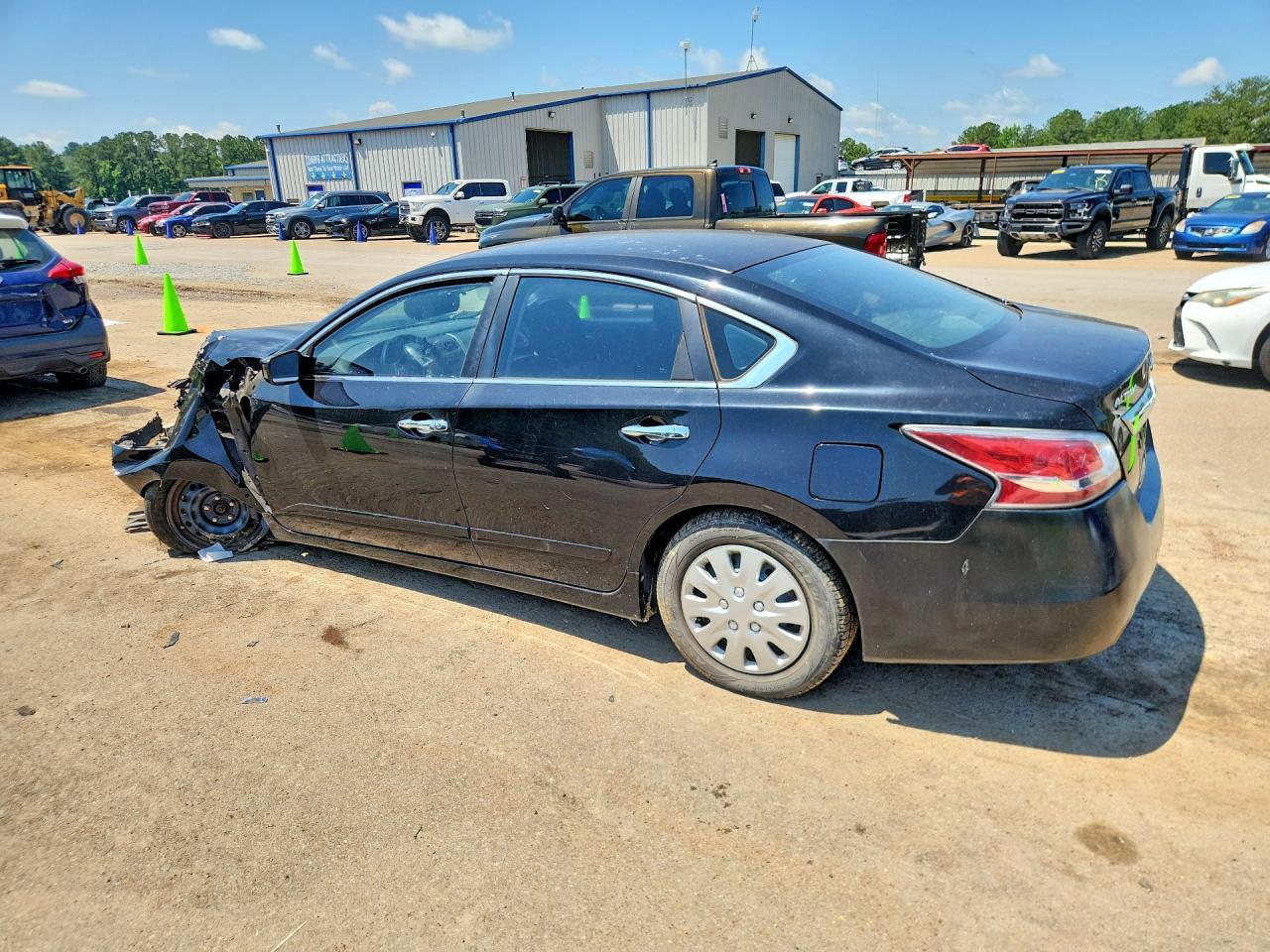 2014 Nissan Altima 2.5 S - Фото 2
