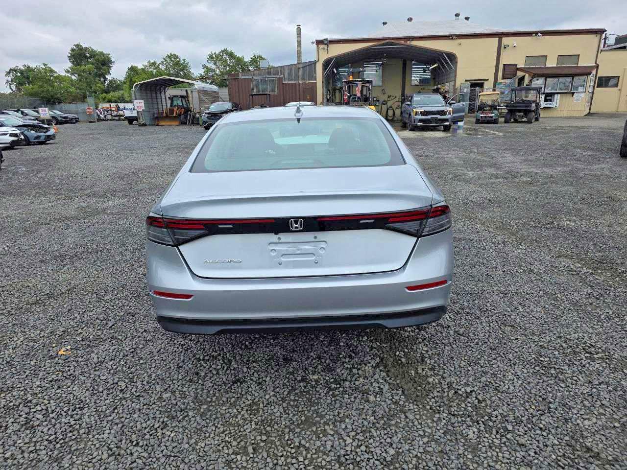 2025 Honda Accord Lx - Image 6