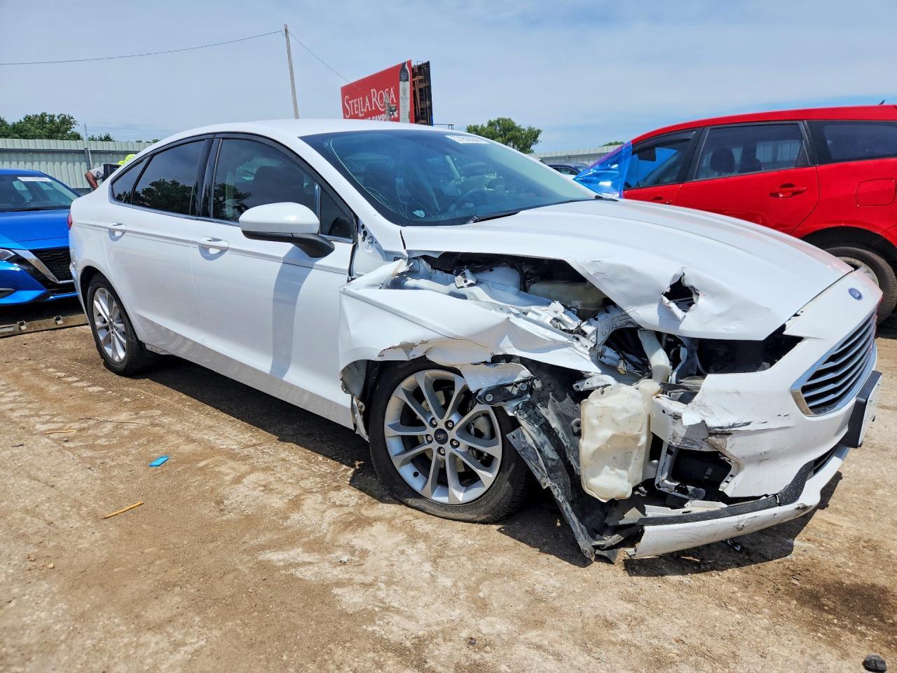 2020 Ford Fusion Se - Фото 4