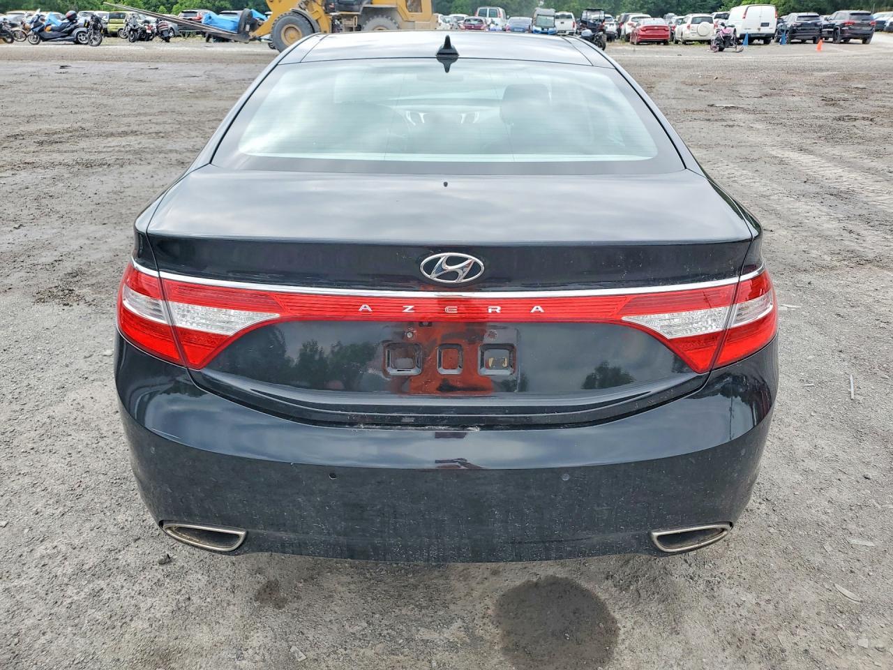 2013 Hyundai Azera Base - Image 6