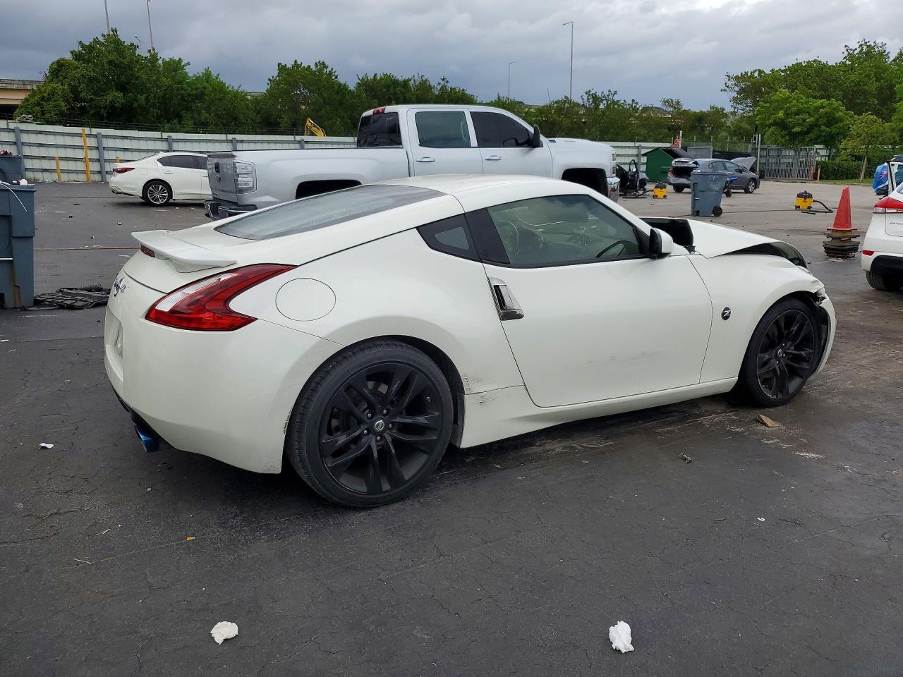 2020 Nissan 370Z Base - Фото 3