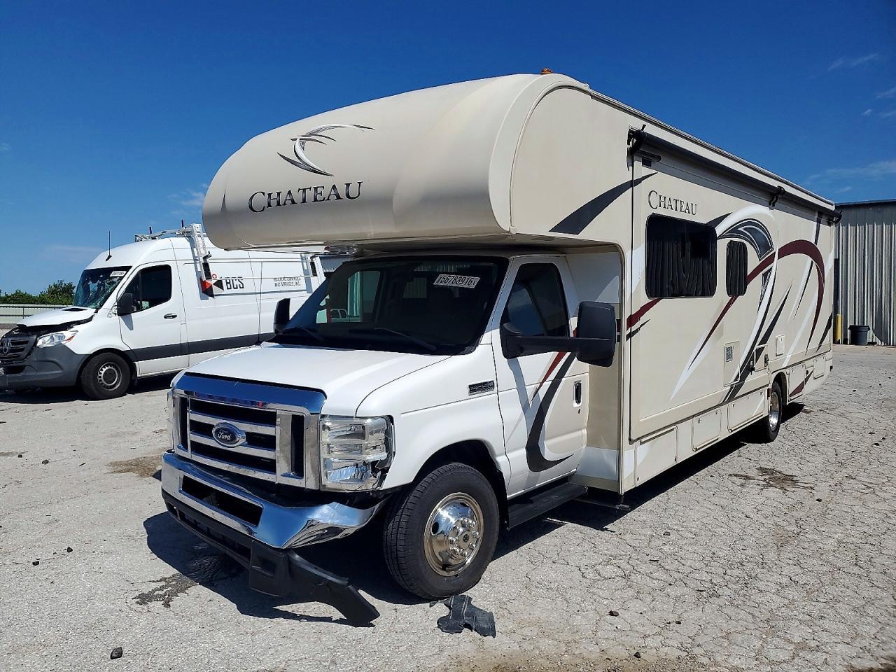 2017 Ford Econoline E450 Super Duty Cutaway Van - Image 2