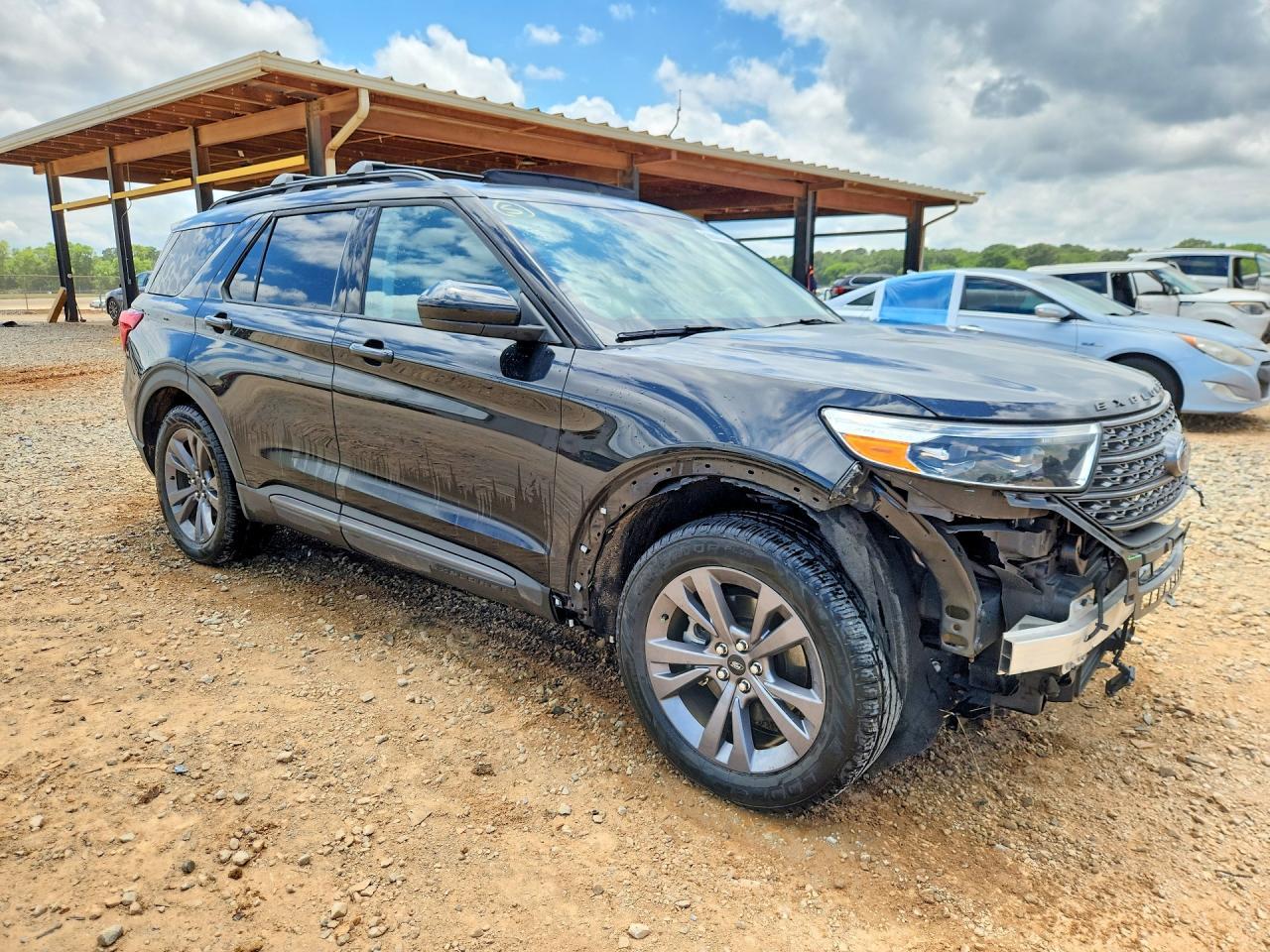 2023 Ford Explorer Xlt - Image 4